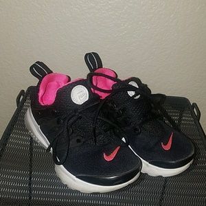 Girls Nike sneakers